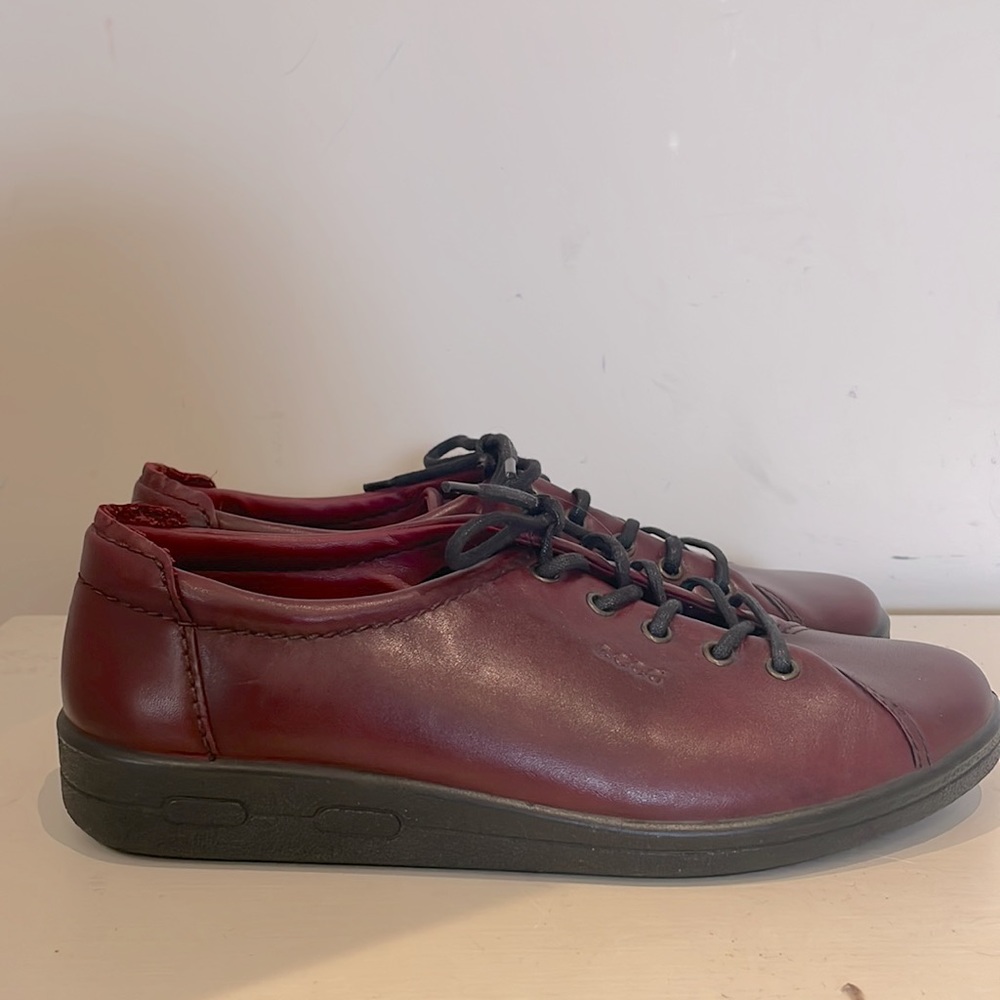 Ecco cherry red leather Oxford shoes comfort sneakers 8